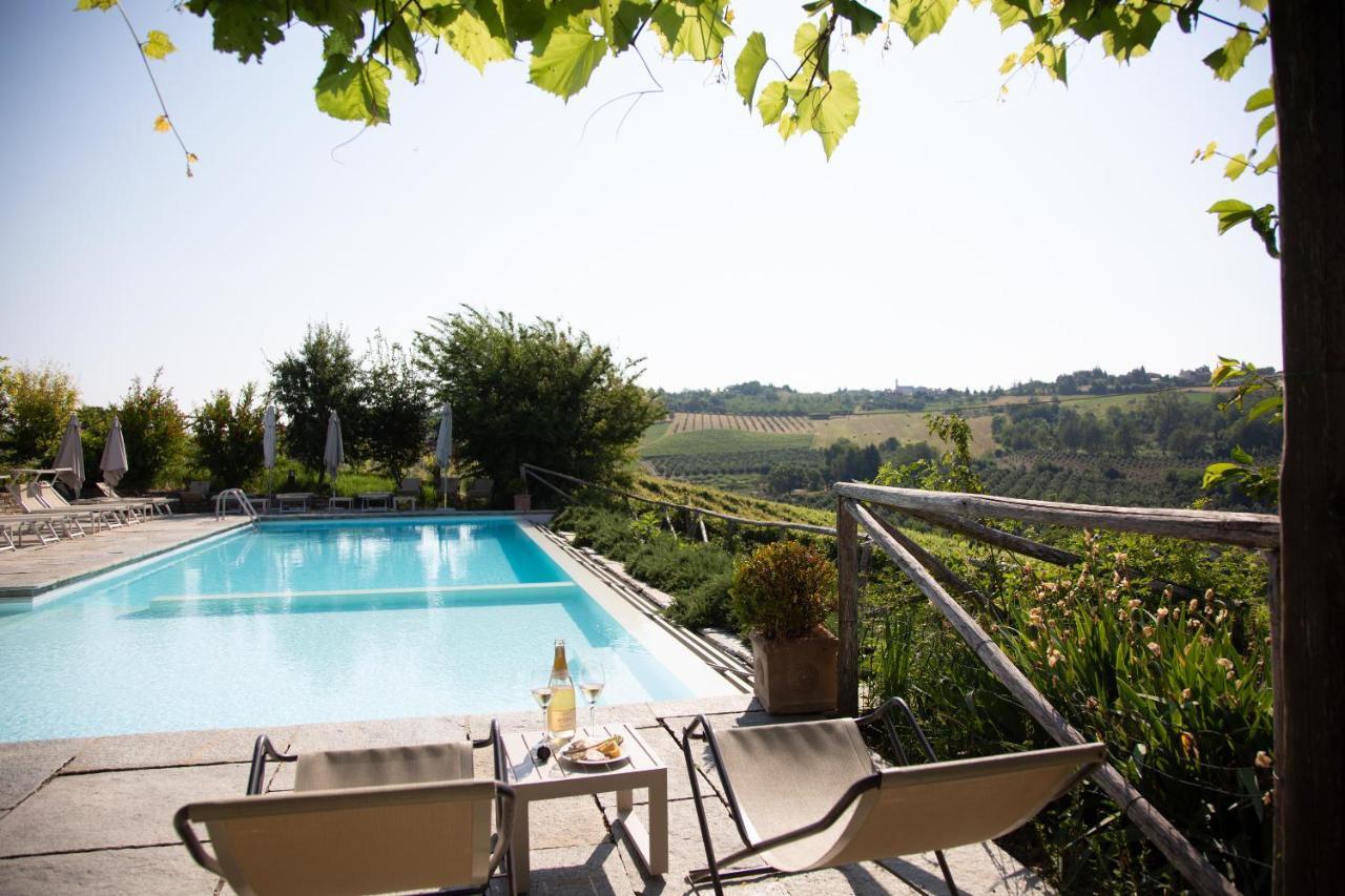 Agriturismo La Torricella Monforte dʼAlba Exterior foto